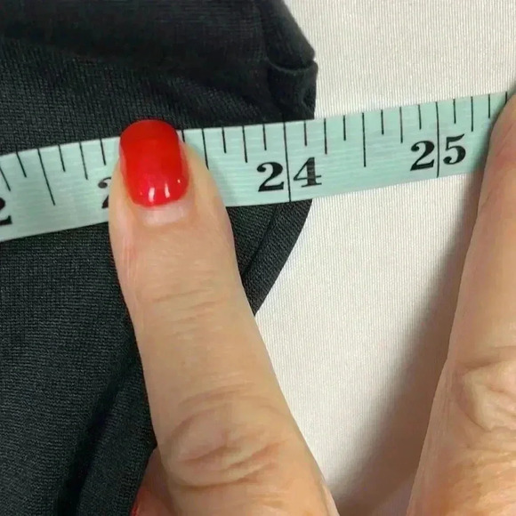 Under Armor Mens Lightweight Jacket Black L Tall 1/4 Zip Turtleneck Stretch EUC - Picture 8 of 10